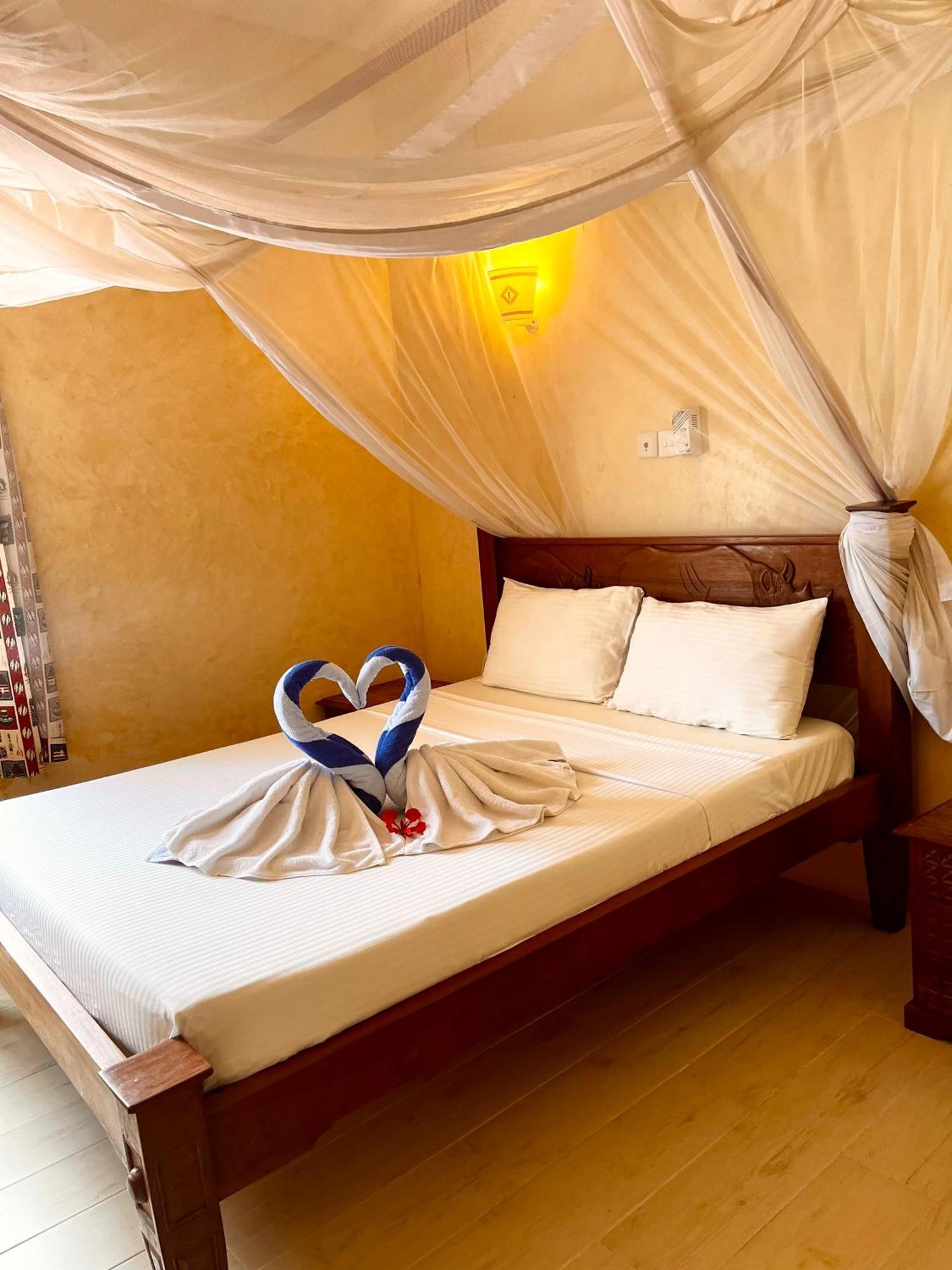 Flametree Beach Homes Diani Beach Luaran gambar
